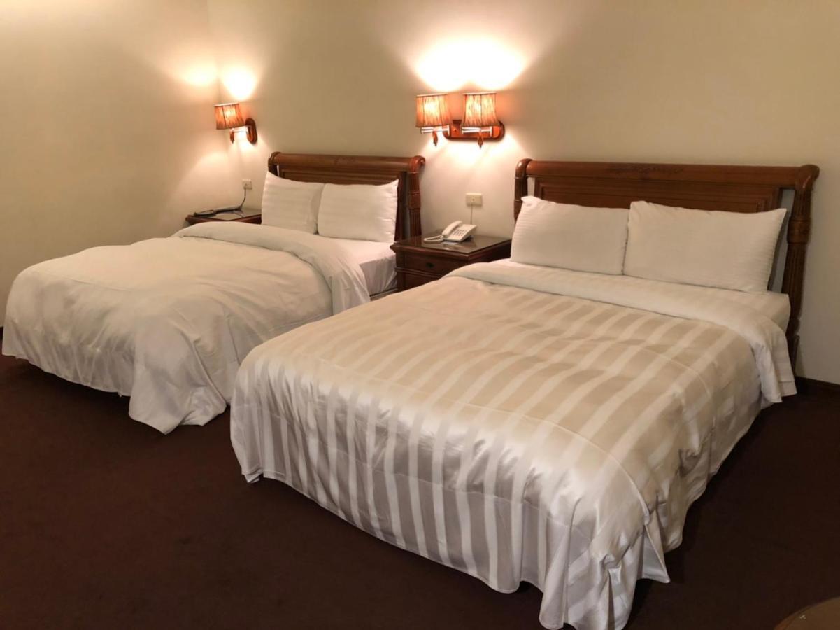 England Business Motel Yilan Dış mekan fotoğraf
